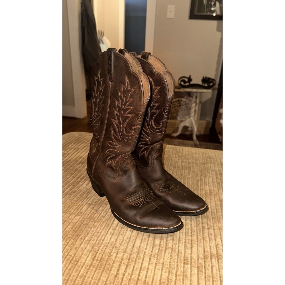 ARIAT Womens Heritage R Toe Embroidered Western Boots Sz 8 B Cowboy Cowgirl